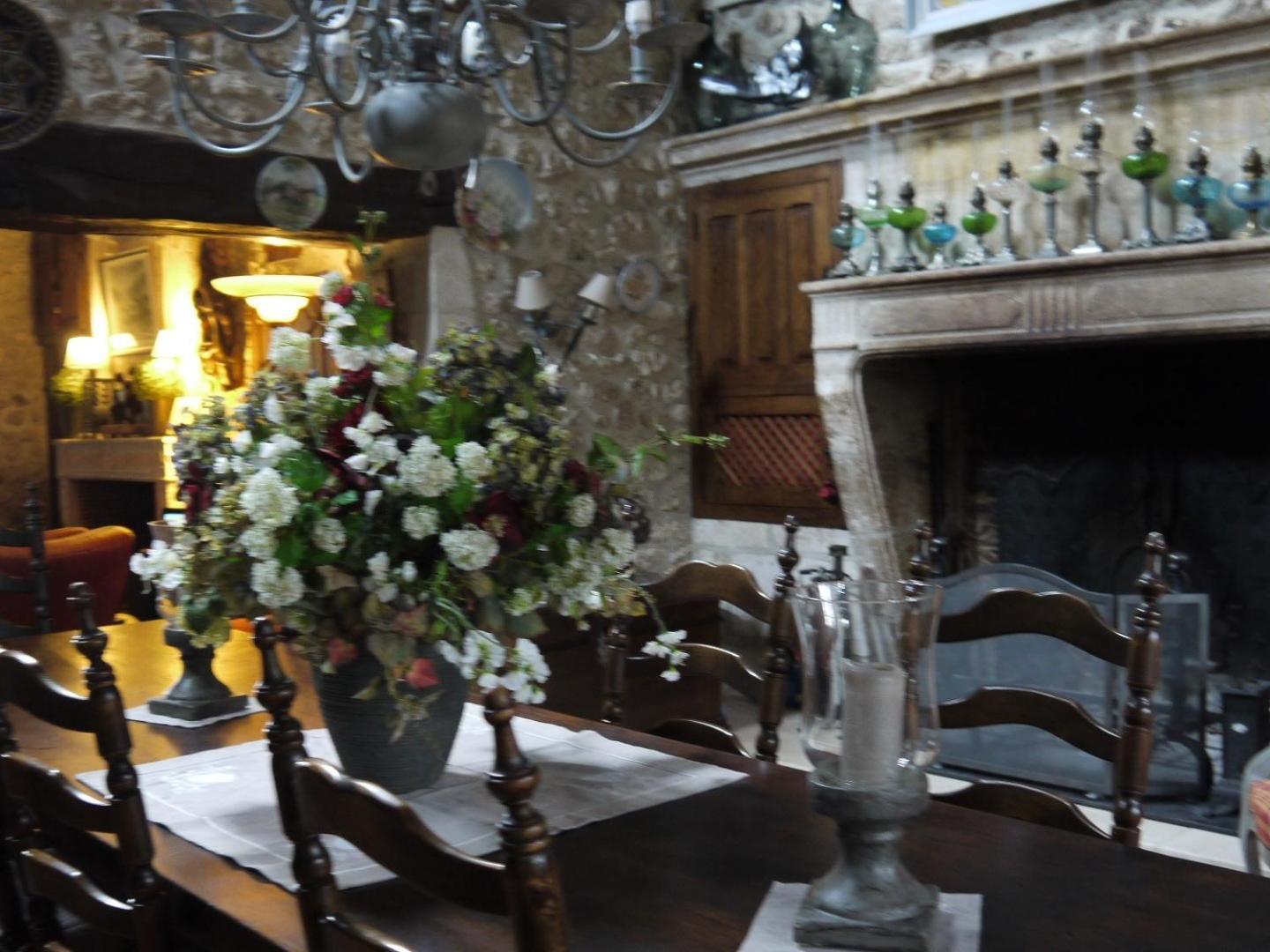 Moulin Rouhaud Hotel Montboyer Екстериор снимка