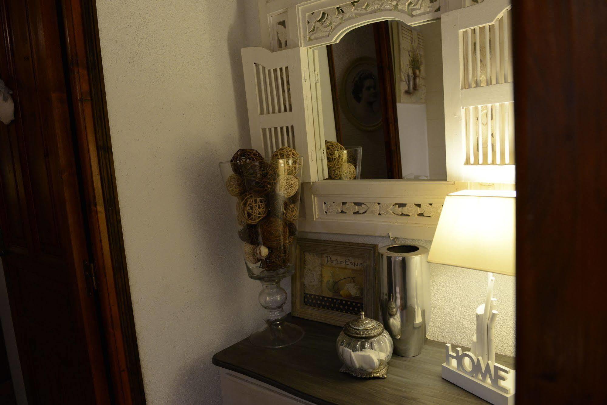 Moulin Rouhaud Hotel Montboyer Екстериор снимка
